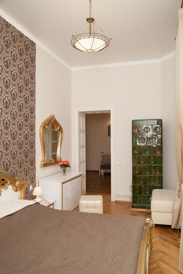 Luxury Lviv Apartment Eksteriør bilde